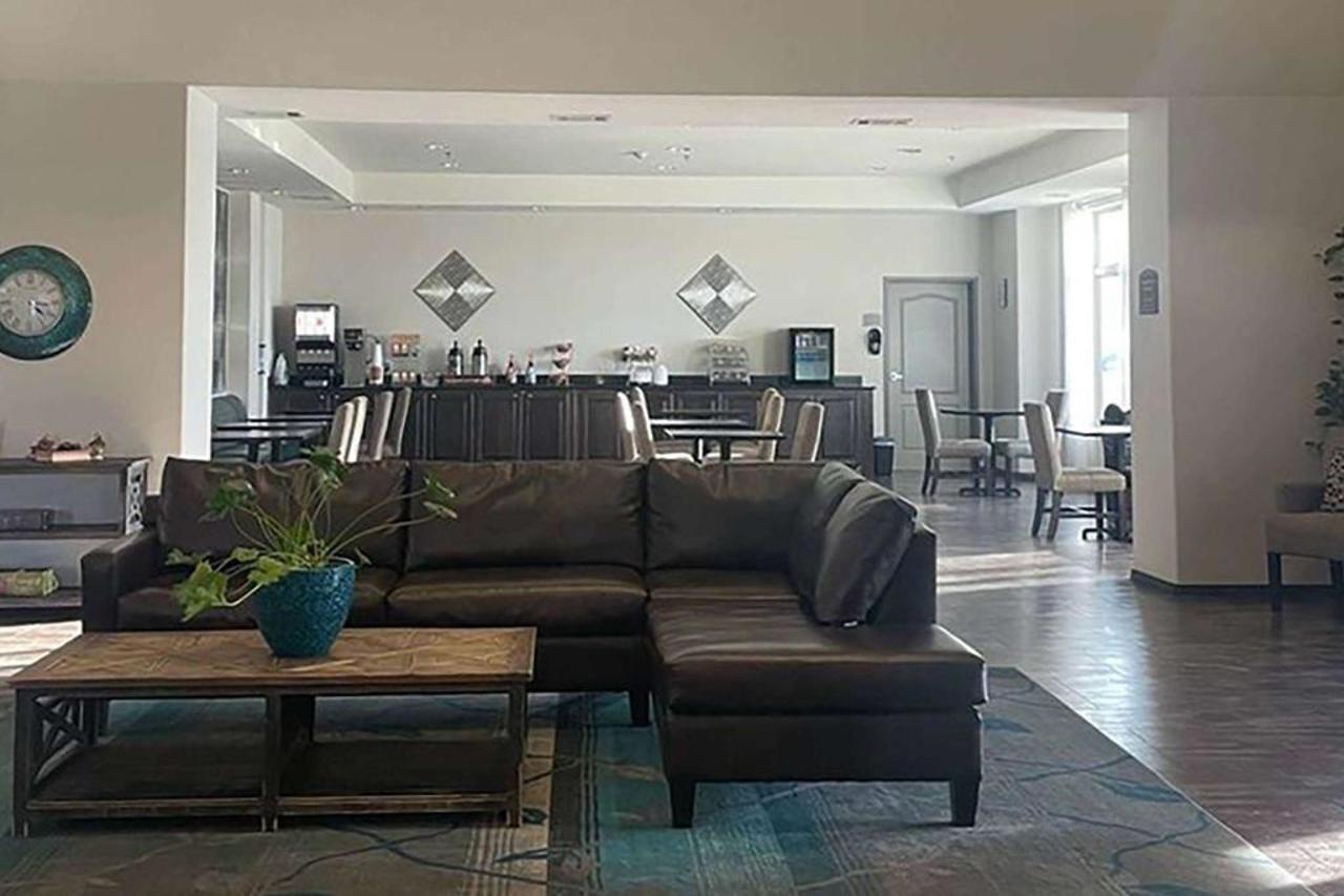 Hotel Baymont By Wyndham Andrews Tx Extérieur photo