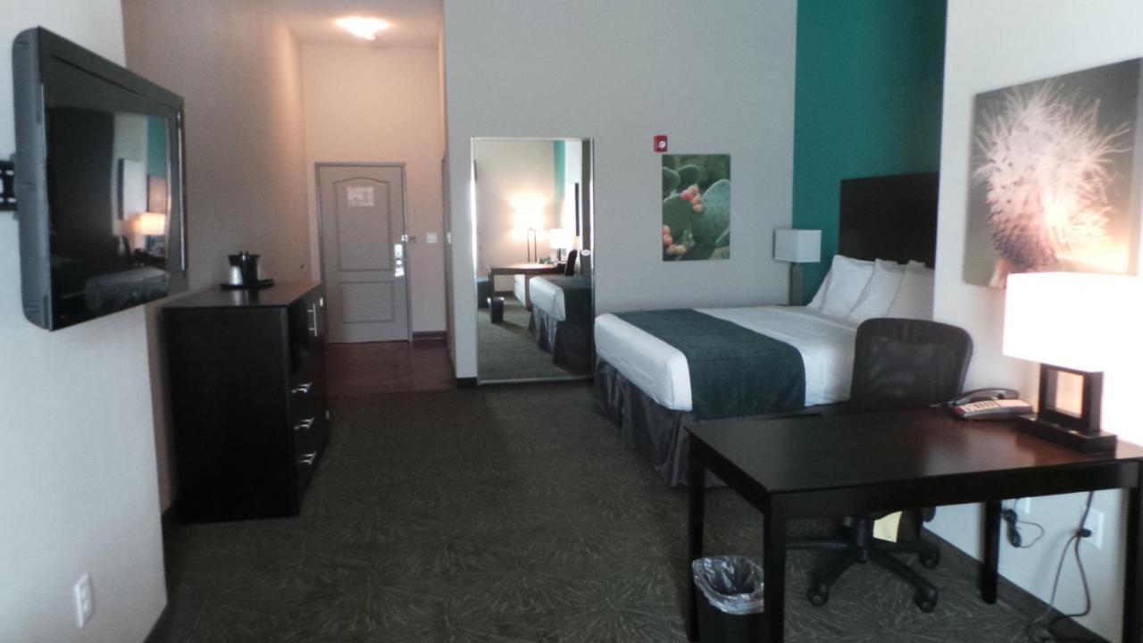Hotel Baymont By Wyndham Andrews Tx Extérieur photo